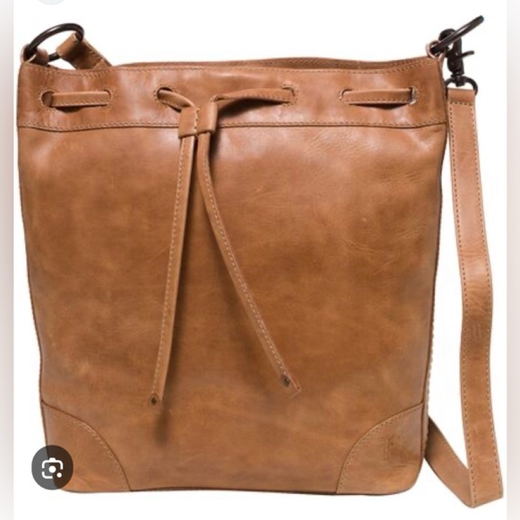 Frye Melissa Leather Hobo Bag -NEW with tags- authentic Frye leather bag - Picture 2 of 15